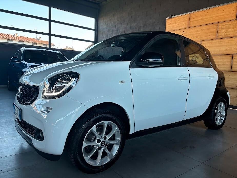 Smart ForFour 90 0.9 Turbo Passion 90CV NEOPATENTATI