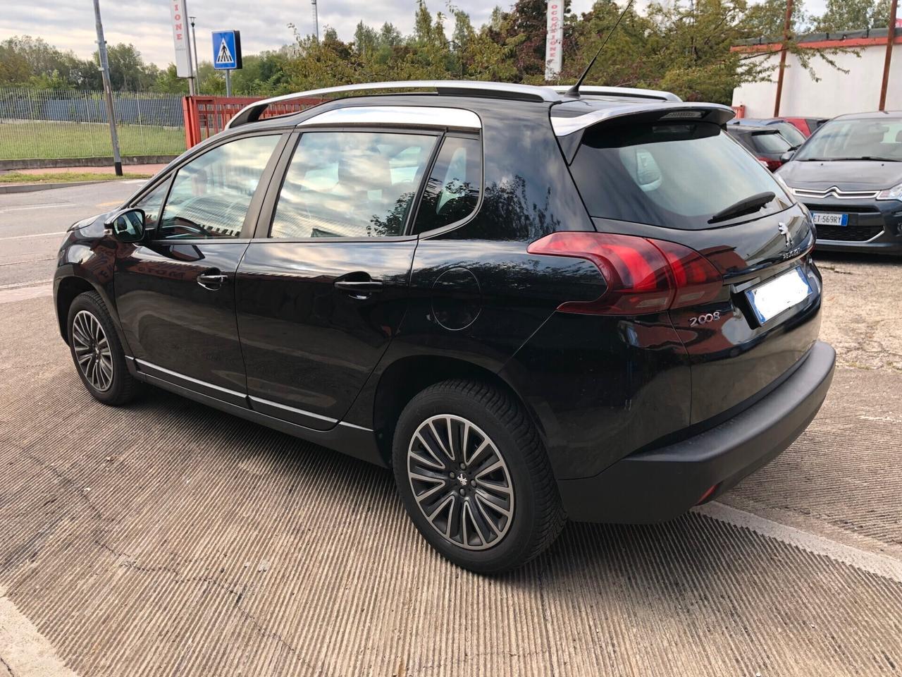 Peugeot 2008 blue hd 75 active