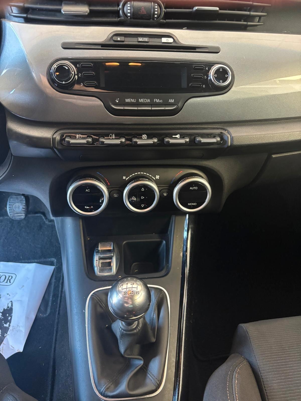 ALFA ROMEO GIULIETTA ANNO 2011 DS 2.0 ADATTA NEOPATENTATI KM 185 MILA