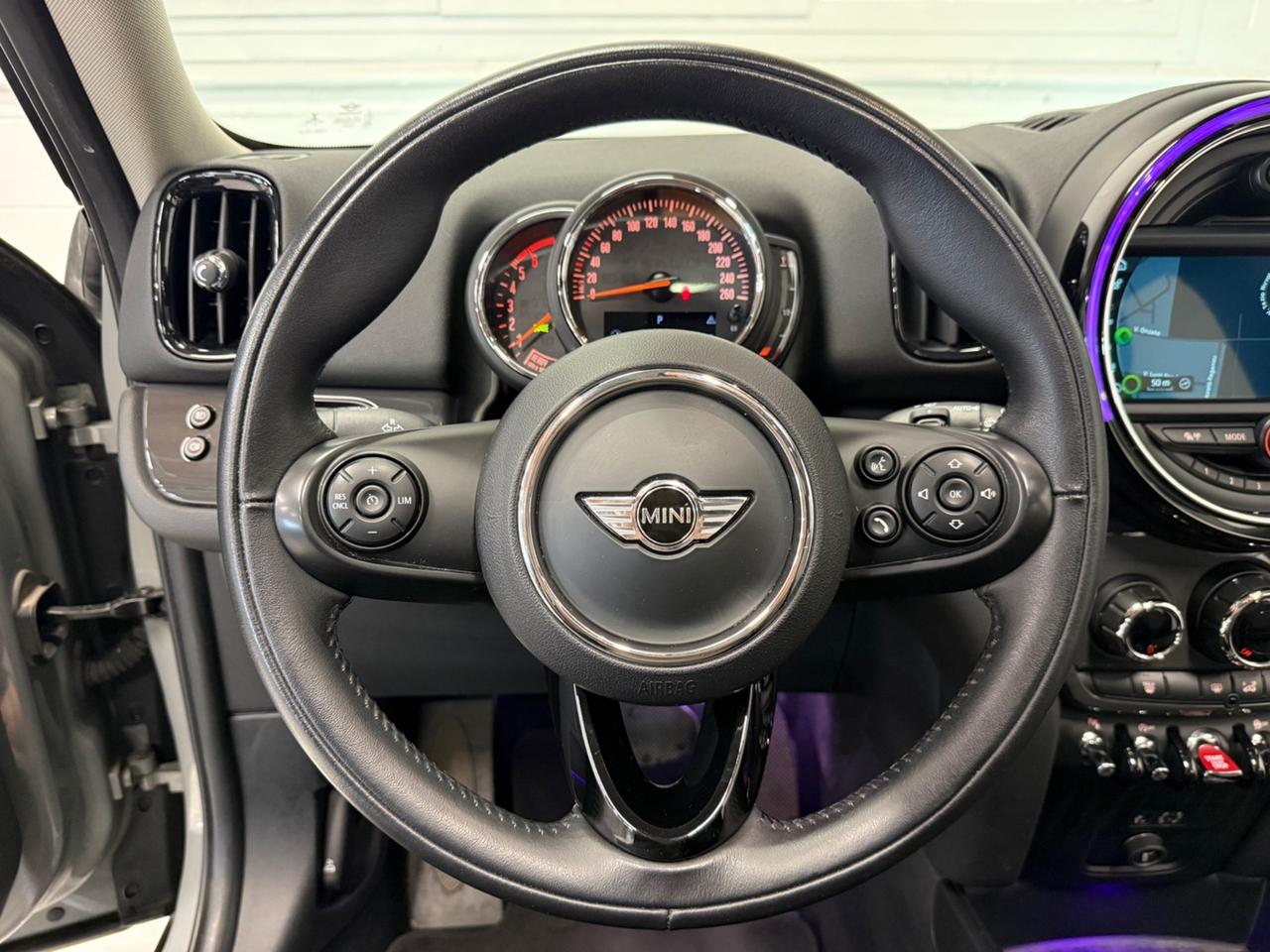 Mini Cooper D Countryman 2.0 Business Automatica