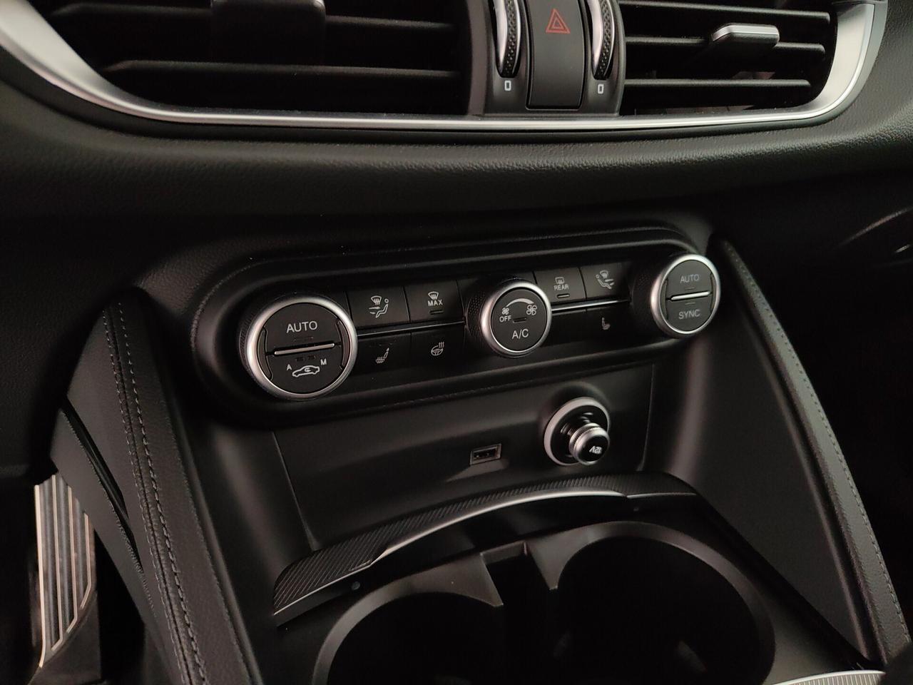 Alfa Romeo Stelvio 2.2 Turbodiesel 210 CV AT8 Q4 Veloce