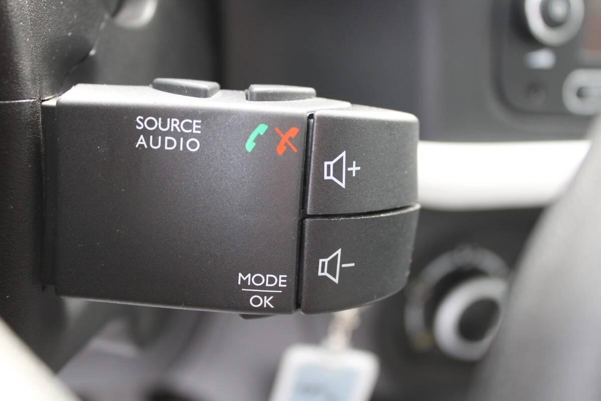 Renault Twingo 1.0 sce Life 65cv ADATTA PER NEOPATENTATI