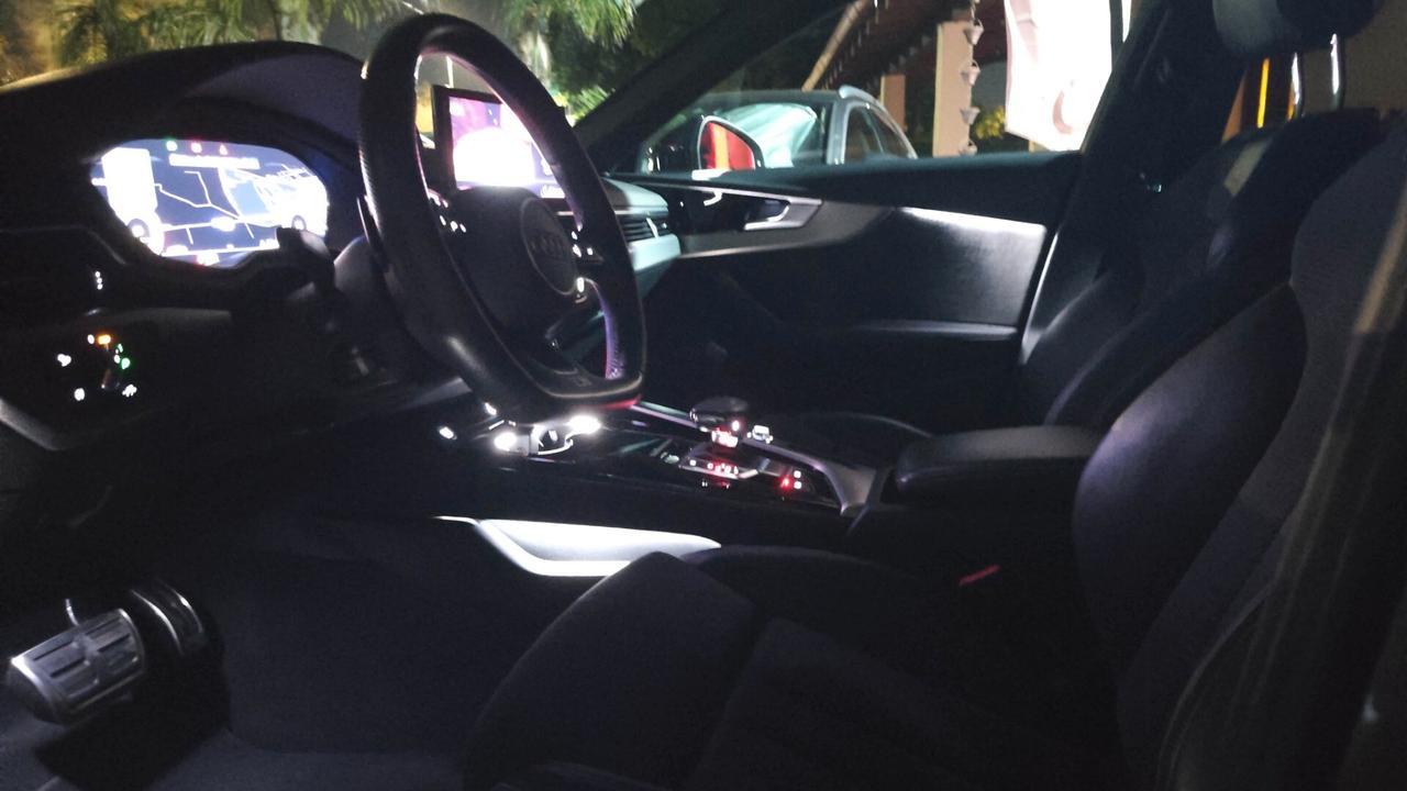 Audi A4 Avant 40 TDI S tronic line edition