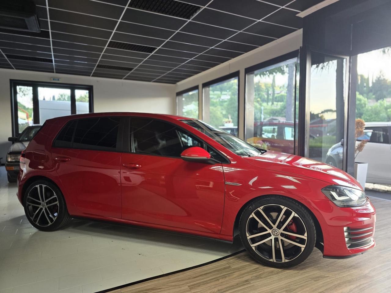 Volkswagen Golf GTD 2.0 TDI 5p. BlueMotion Technology