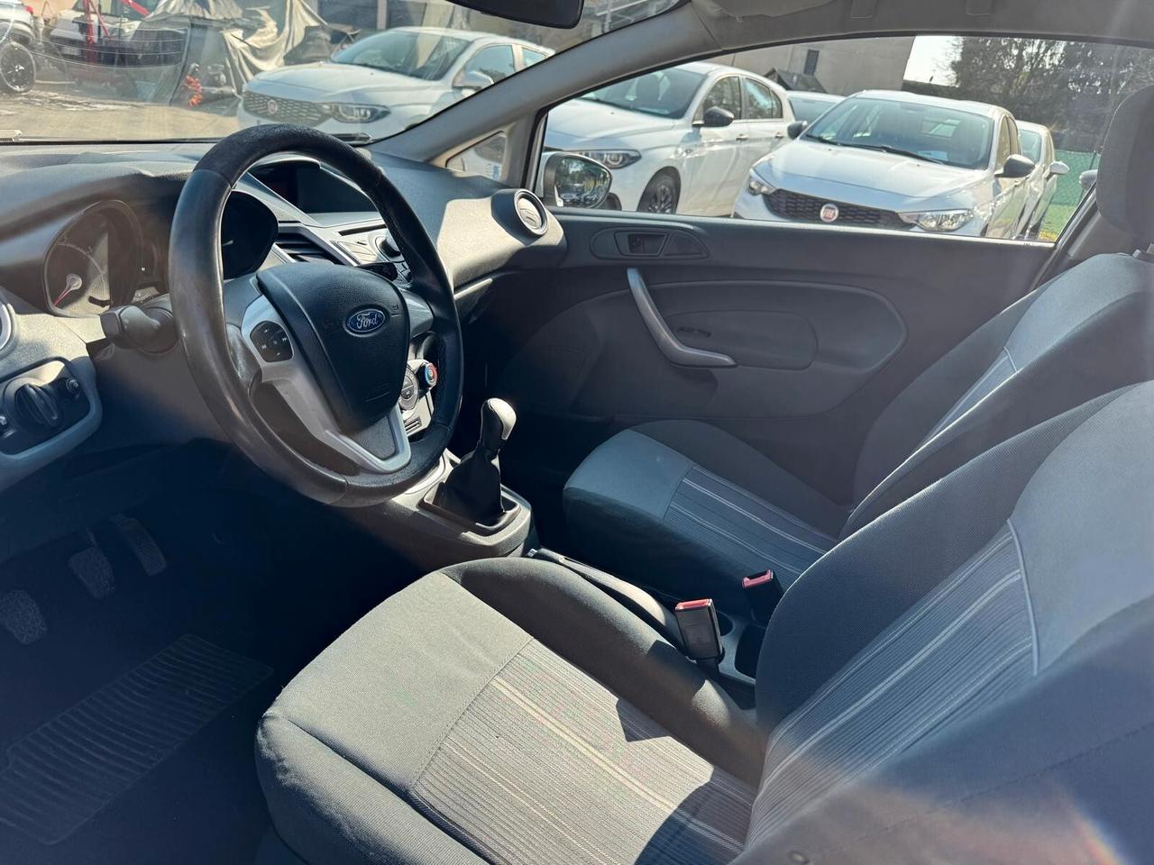 Ford Fiesta 1.2 82CV 3 porte Titanium