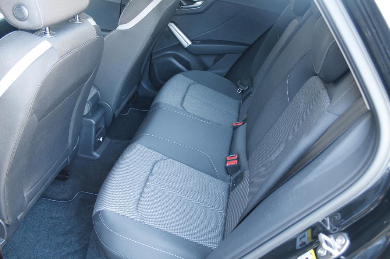 Audi Q2 35 TDI S tronic line Edition
