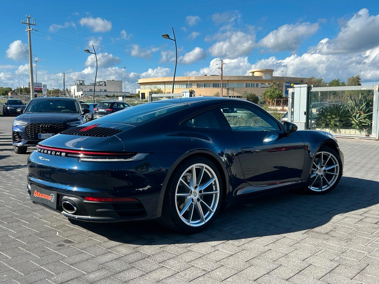 Porsche 911 992 Coupe 3.0 Carrera auto