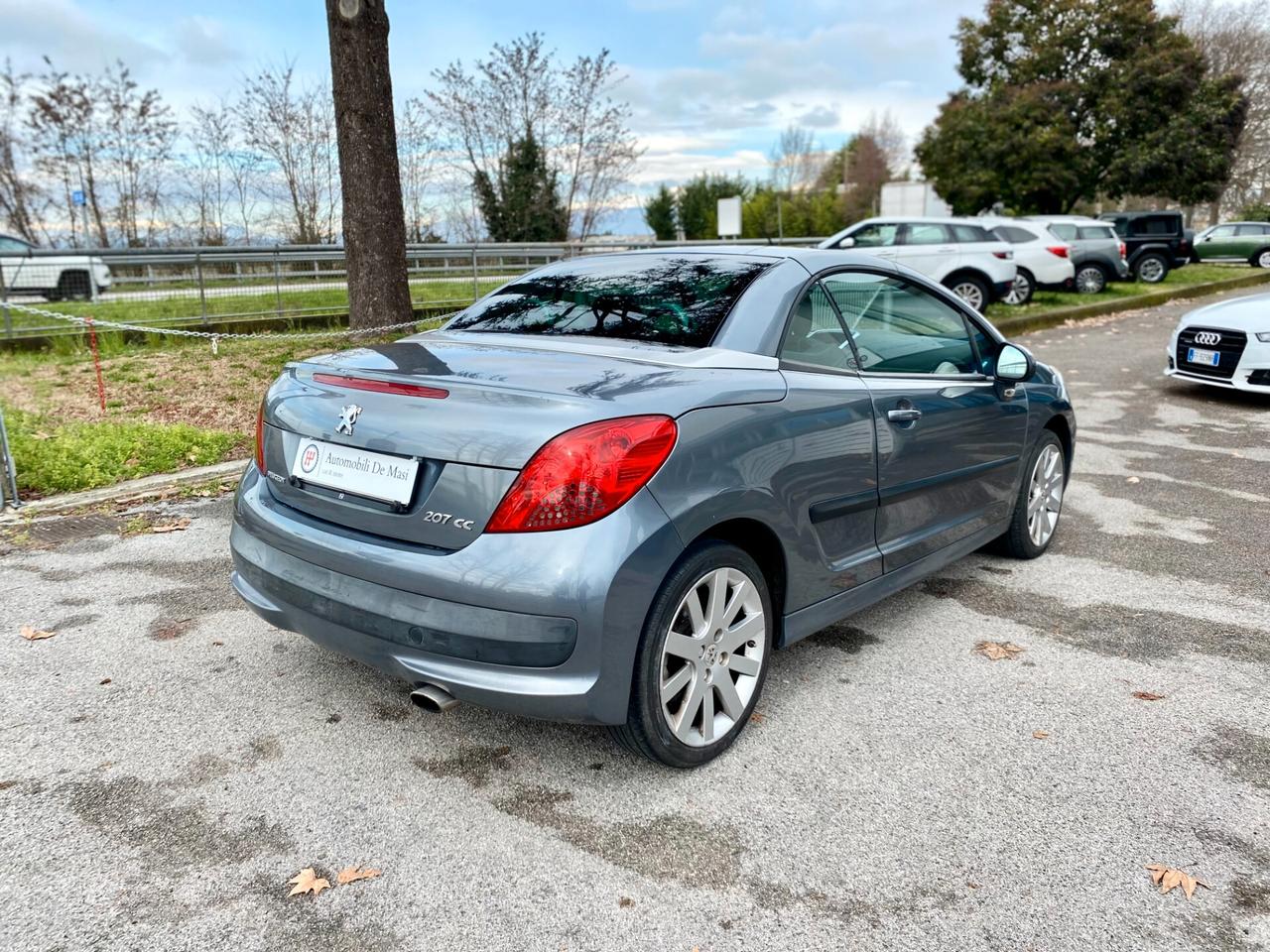 Peugeot 207 1.6 VTi 120CV CC Féline