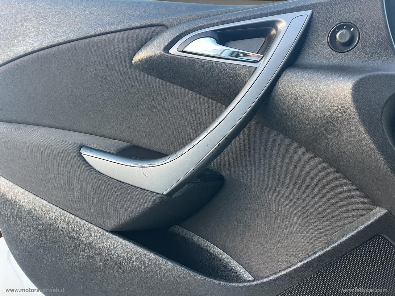 OPEL Astra 1.7 CDTI 110 CV 5p. Cosmo