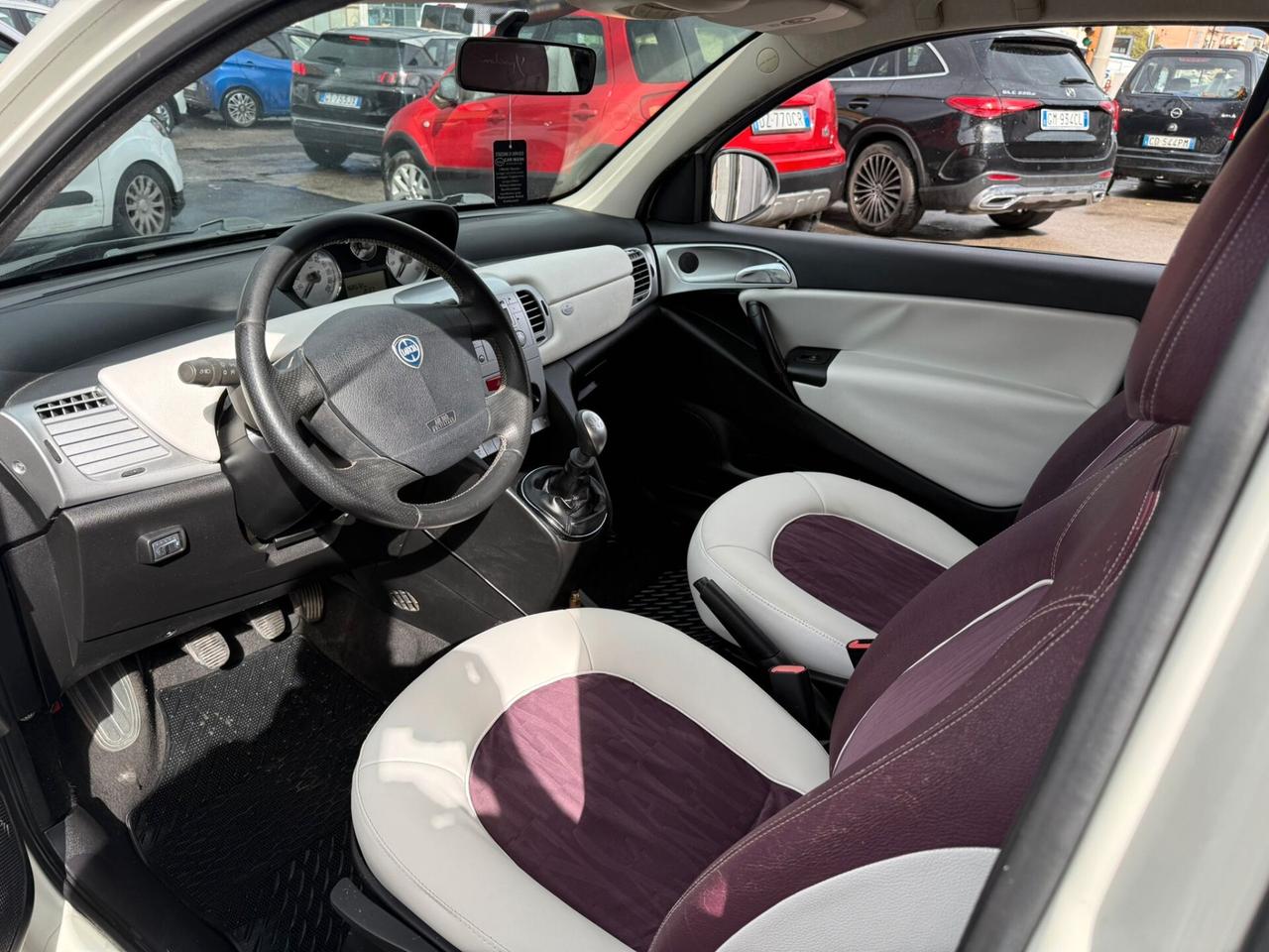 Lancia Ypsilon 1.4 Diva Ecochic GPL 2011
