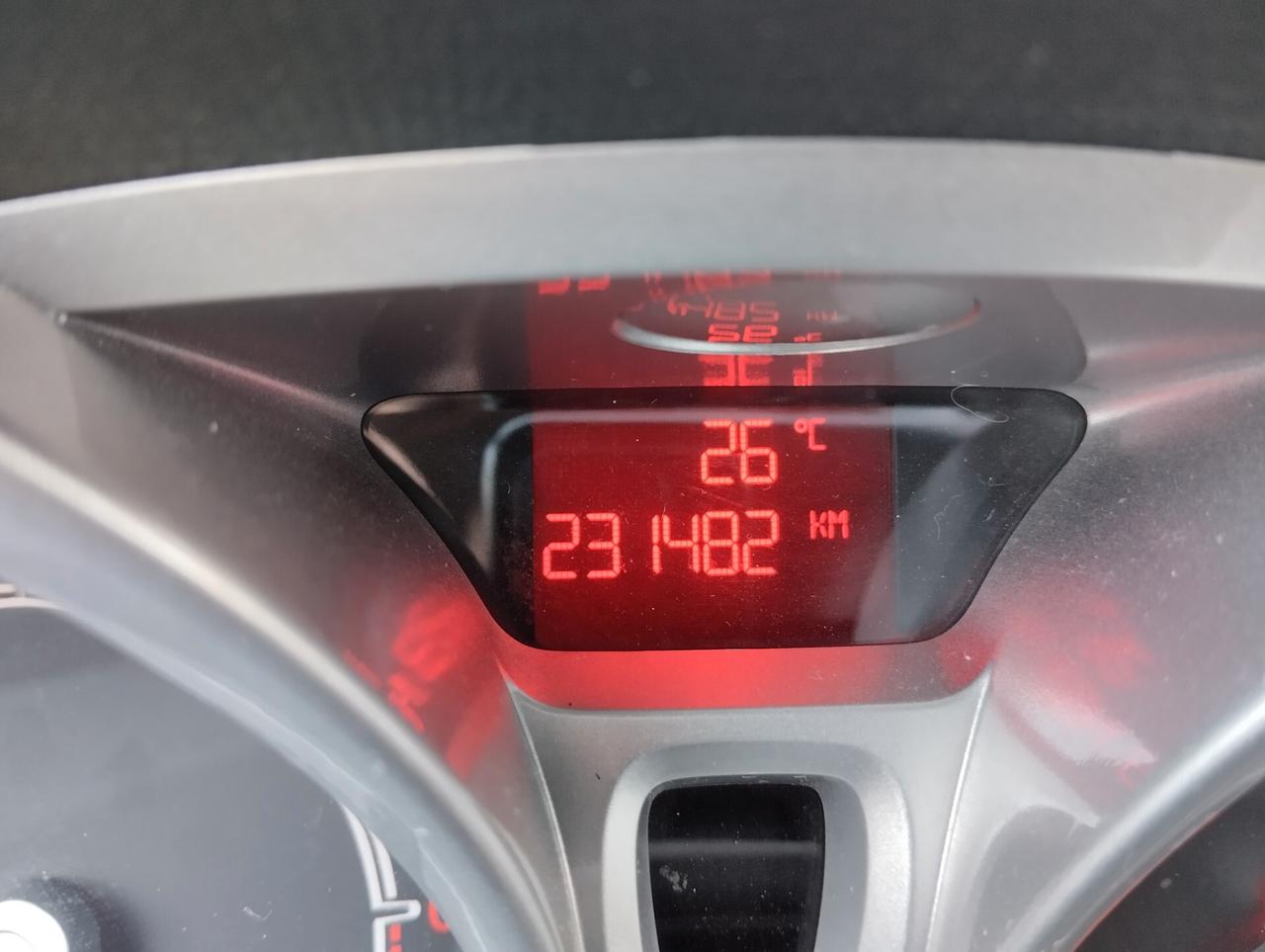 Ford Fiesta 1.2 5p. Bz.- GPL Titanium Bs. - PER COMMERCIANTI
