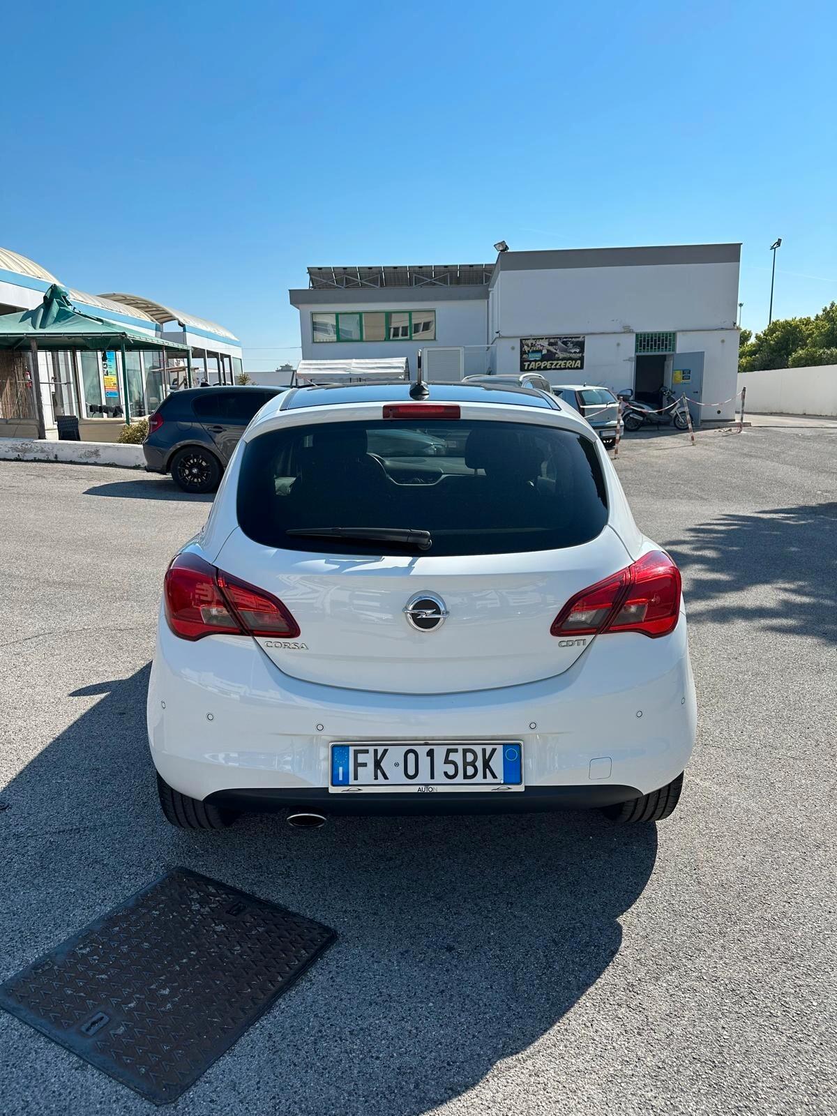 Opel Corsa 1.3 CDTI Coupé b-Color