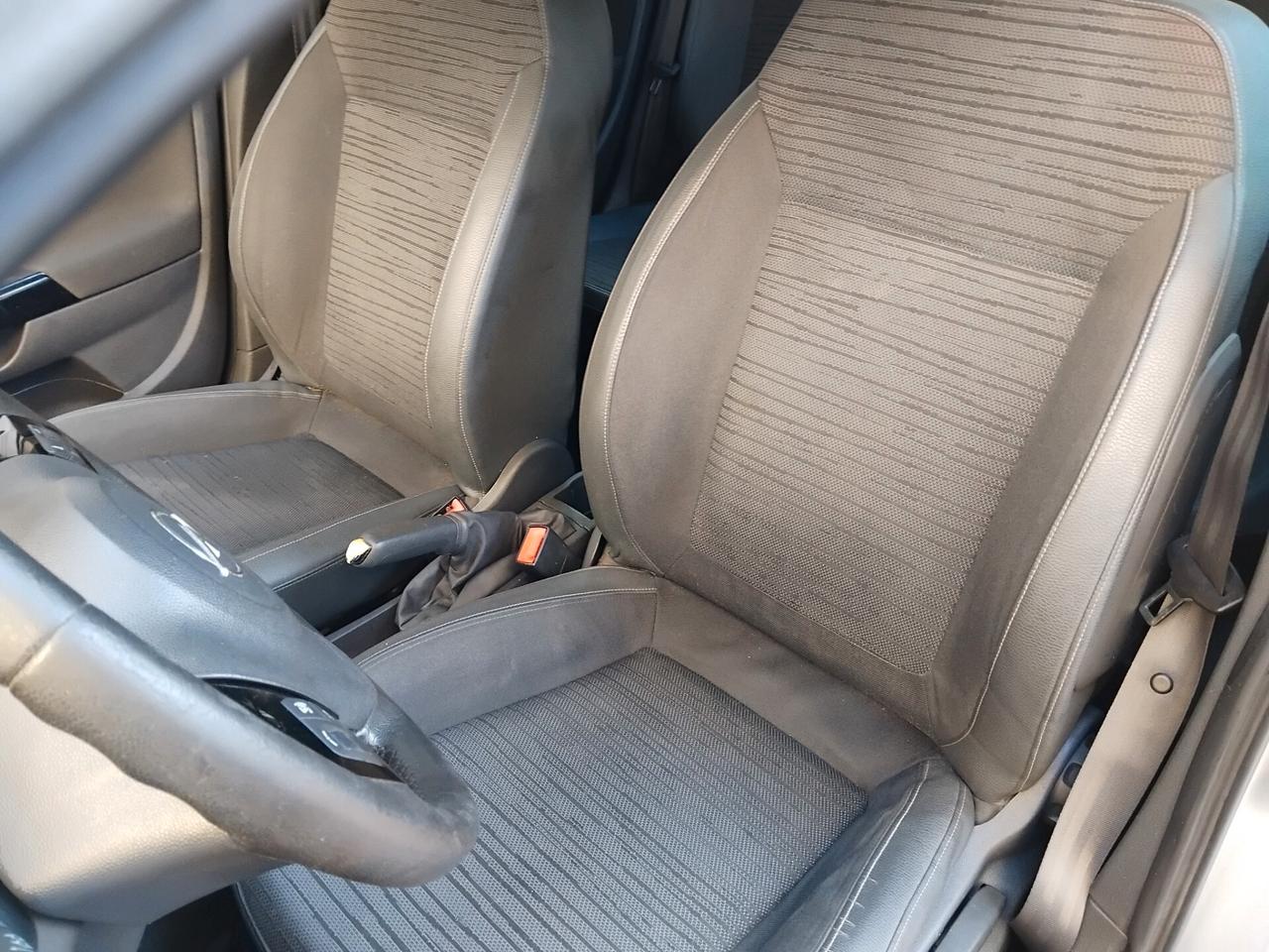 Opel Corsa 1.2 gpl garanzia