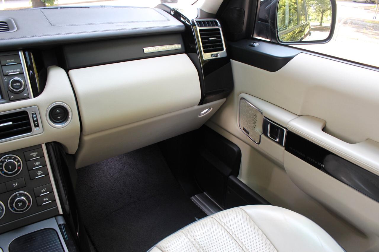 Land Rover Range Rover Range Rover 4.4 TDV8 Vogue