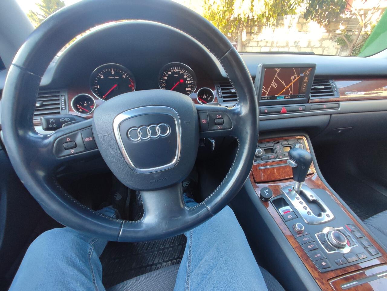 Audi A8 3.0 V6 TDI F.AP. quattro tiptronic