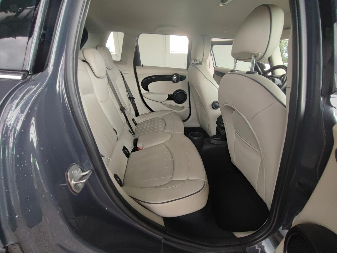 Mini 2.0 Cooper SD Business XL 5 porte