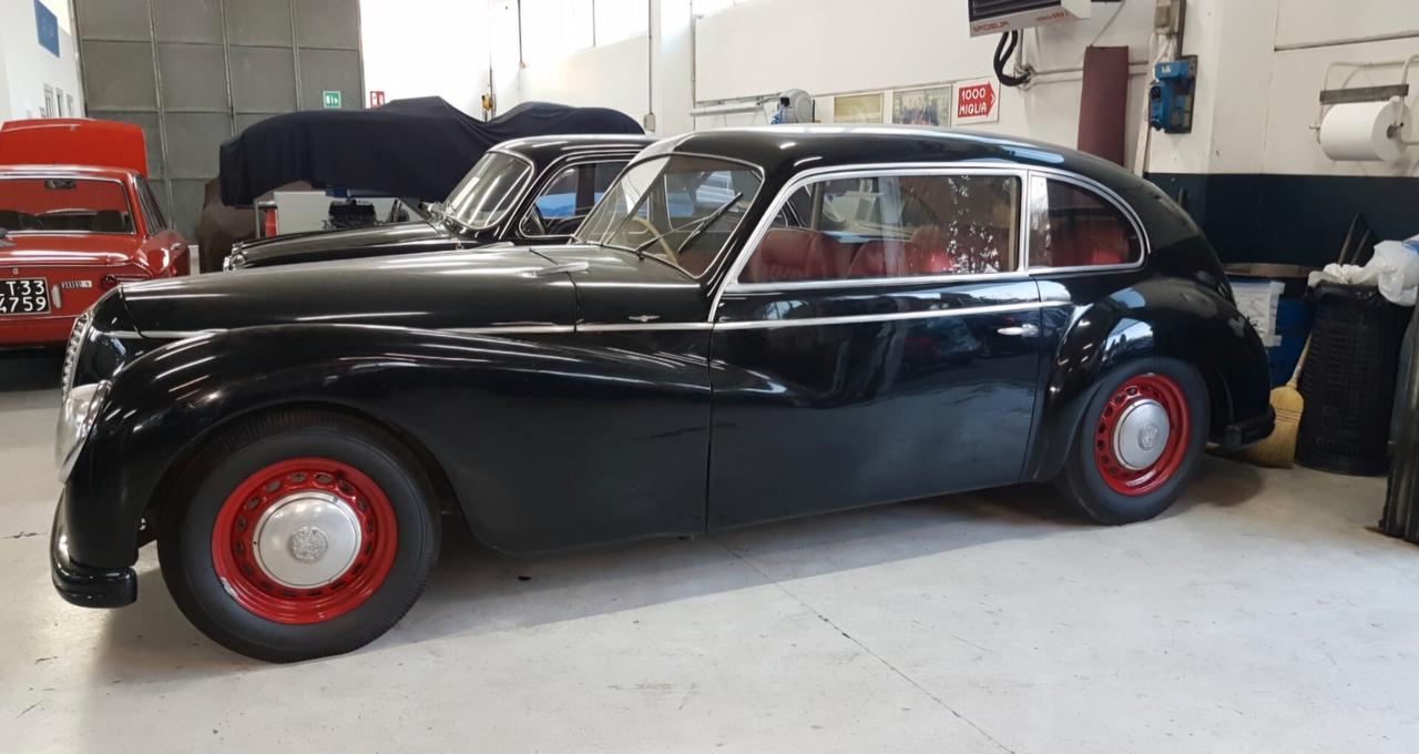 Alfa Romeo 8C 6c freccia d'oro