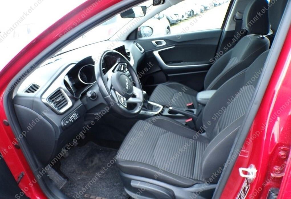 Kia Ceed 1.6 CRDi 136 CV MHEV SW Business