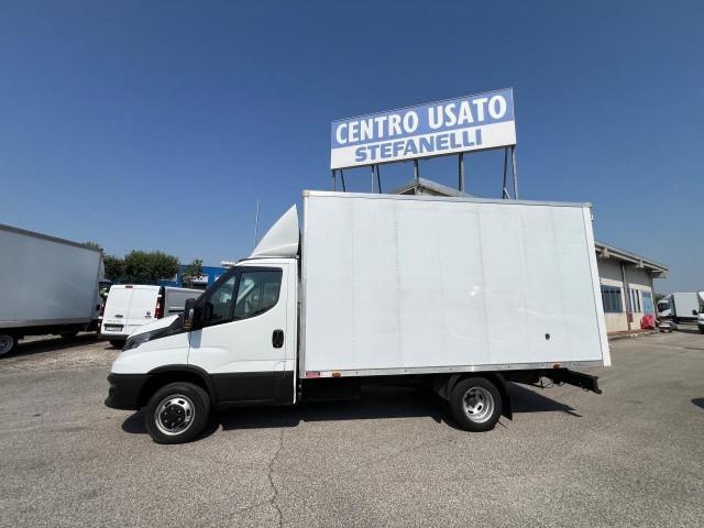 Iveco DAILY 35C14 BOX p 3750