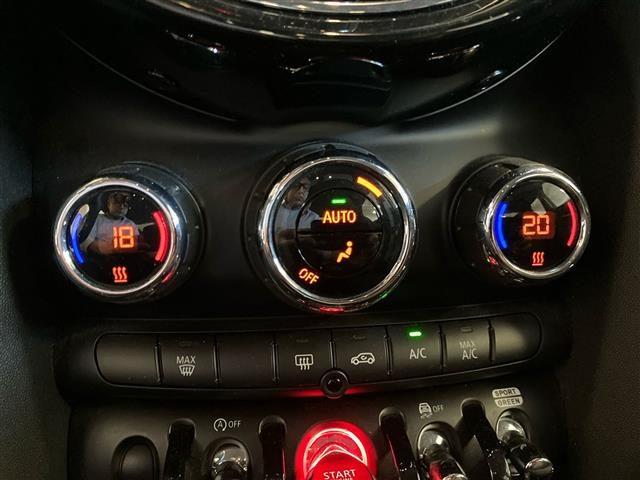 MINI Mini 5 Porte 1.5 Twin Power Turbo Cooper Essential