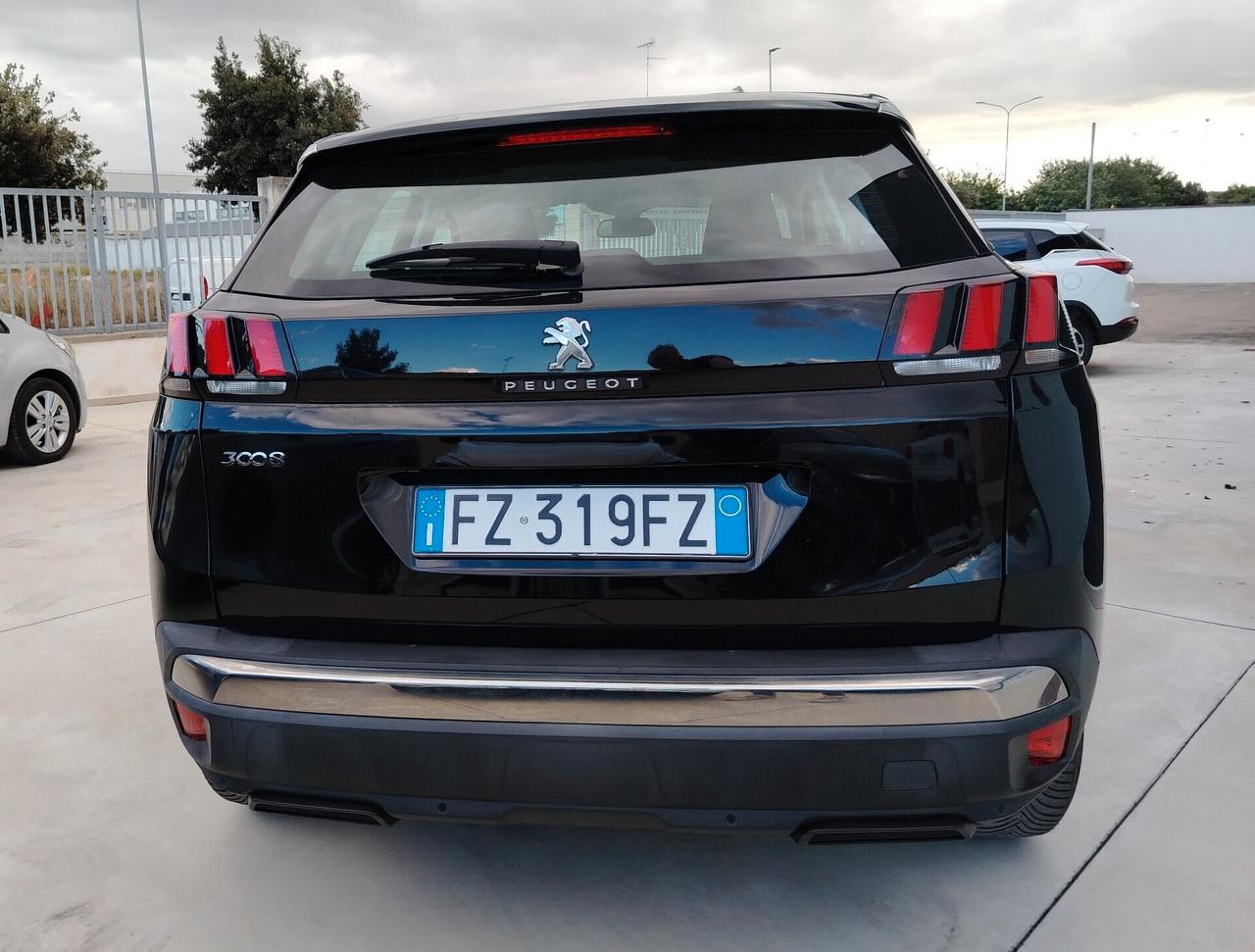 Peugeot 3008 BlueHDi 130 S&S Business