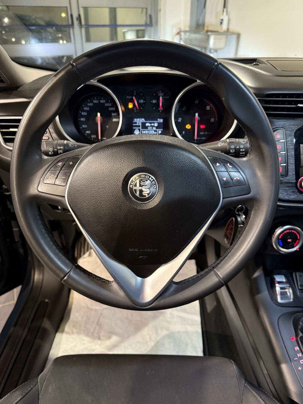 Alfa Romeo Giulietta 1.6 JTD-NEOPATENTATI-AUTOMATICA