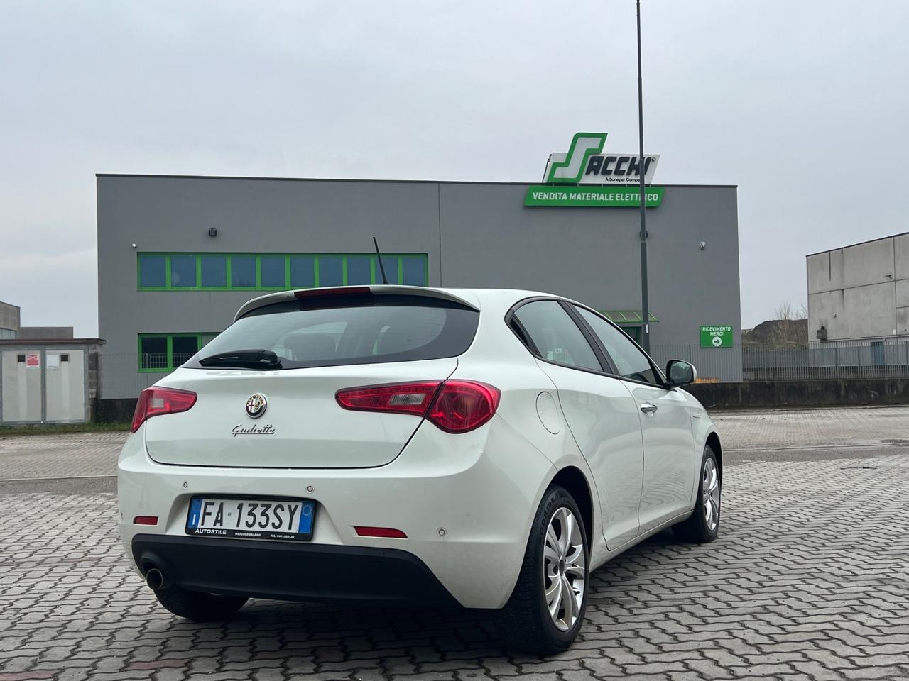 Alfa Romeo Giulietta 1.6 JTDm-2 105 CV Distinctive