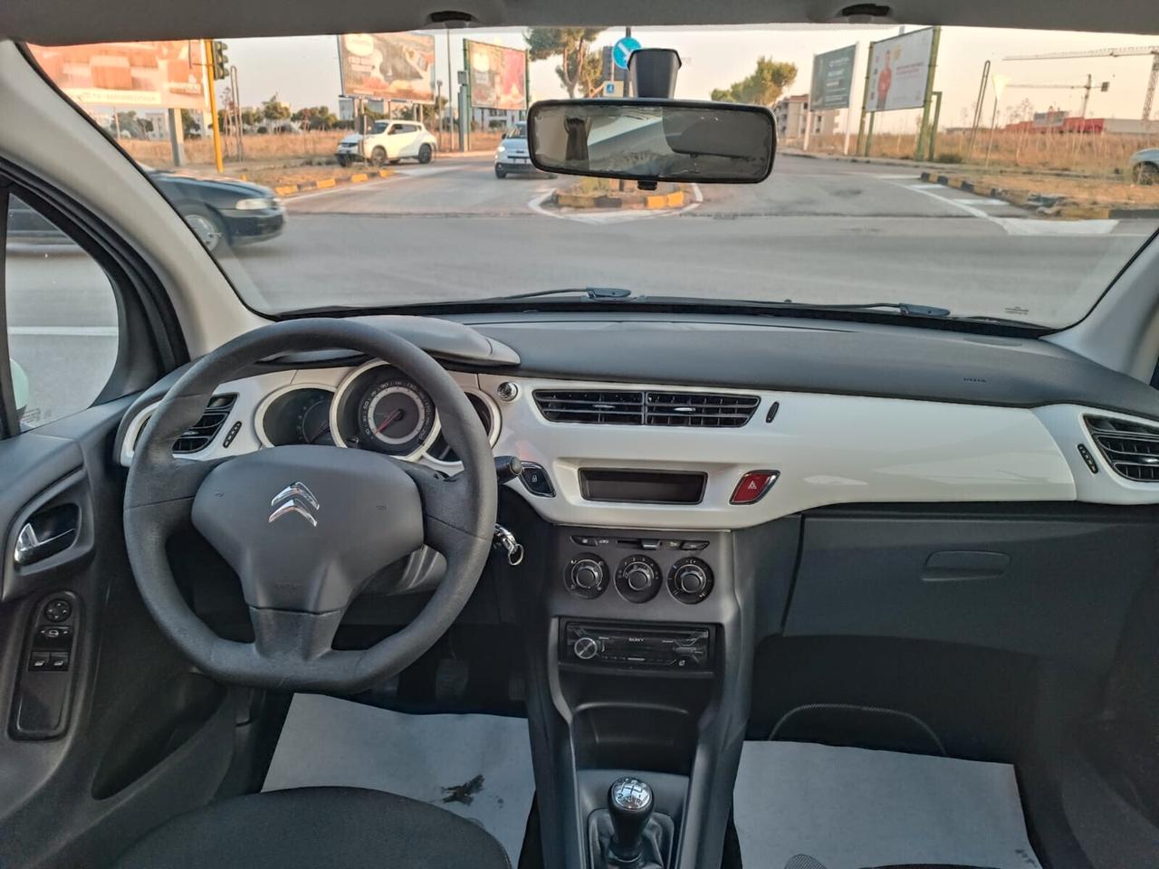 Citroen C3 1.1 benz 60