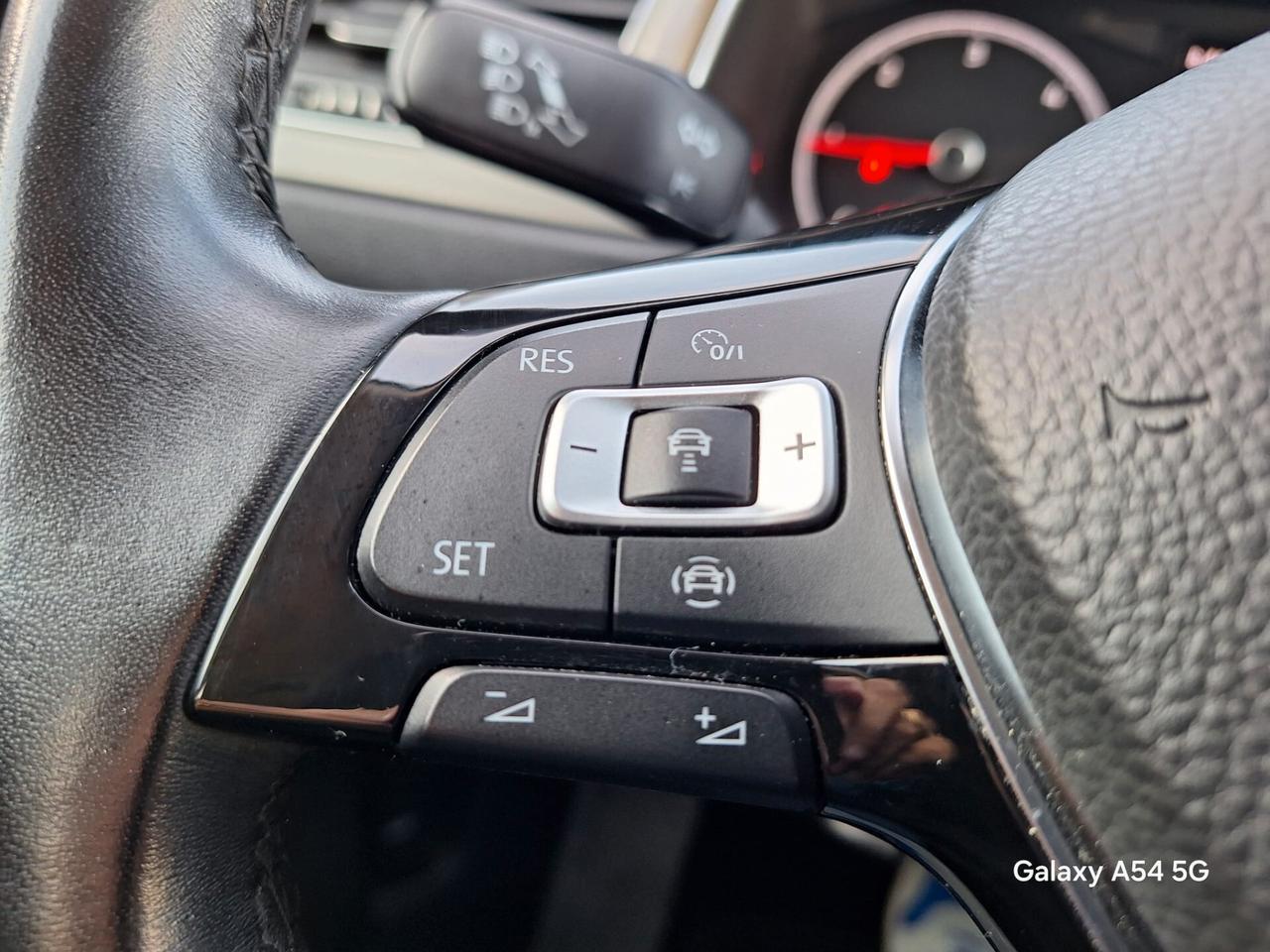 Volkswagen T-Roc 2.0 TDI 150CV DSG Allestimento Business - Unico Proprietario Iva Esposta