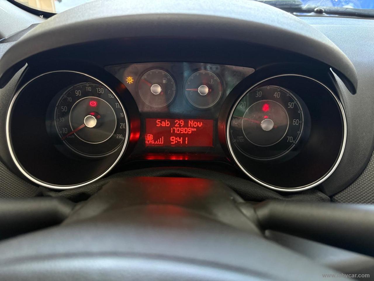 FIAT Punto 1.4 8V 5p. Easypower Street