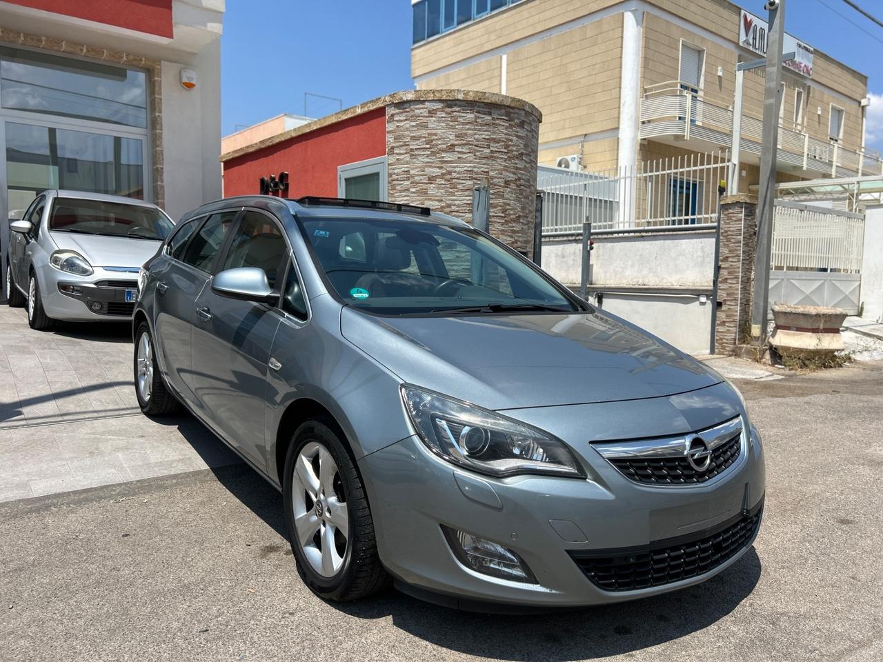 Opel Astra 1.7 CDTI 110CV 5 porte Elective-2011/CLIMA/TETTO/SENSORI