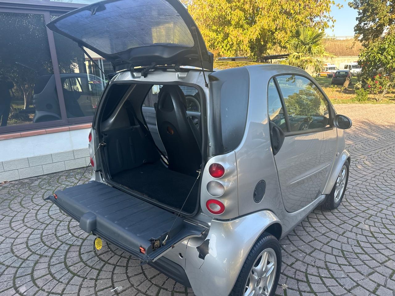 Smart 600 & pure (40 kW) IDONEA PER NEOPATENTATI PERMUTABILE SOLO 140.000 KM