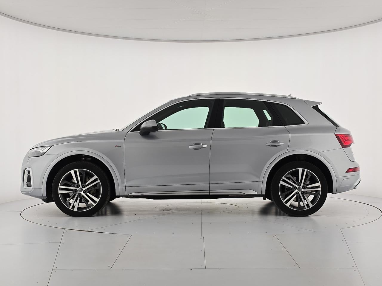Audi Q5 40 2.0 tdi mhev 12v s line quattro s-tronic