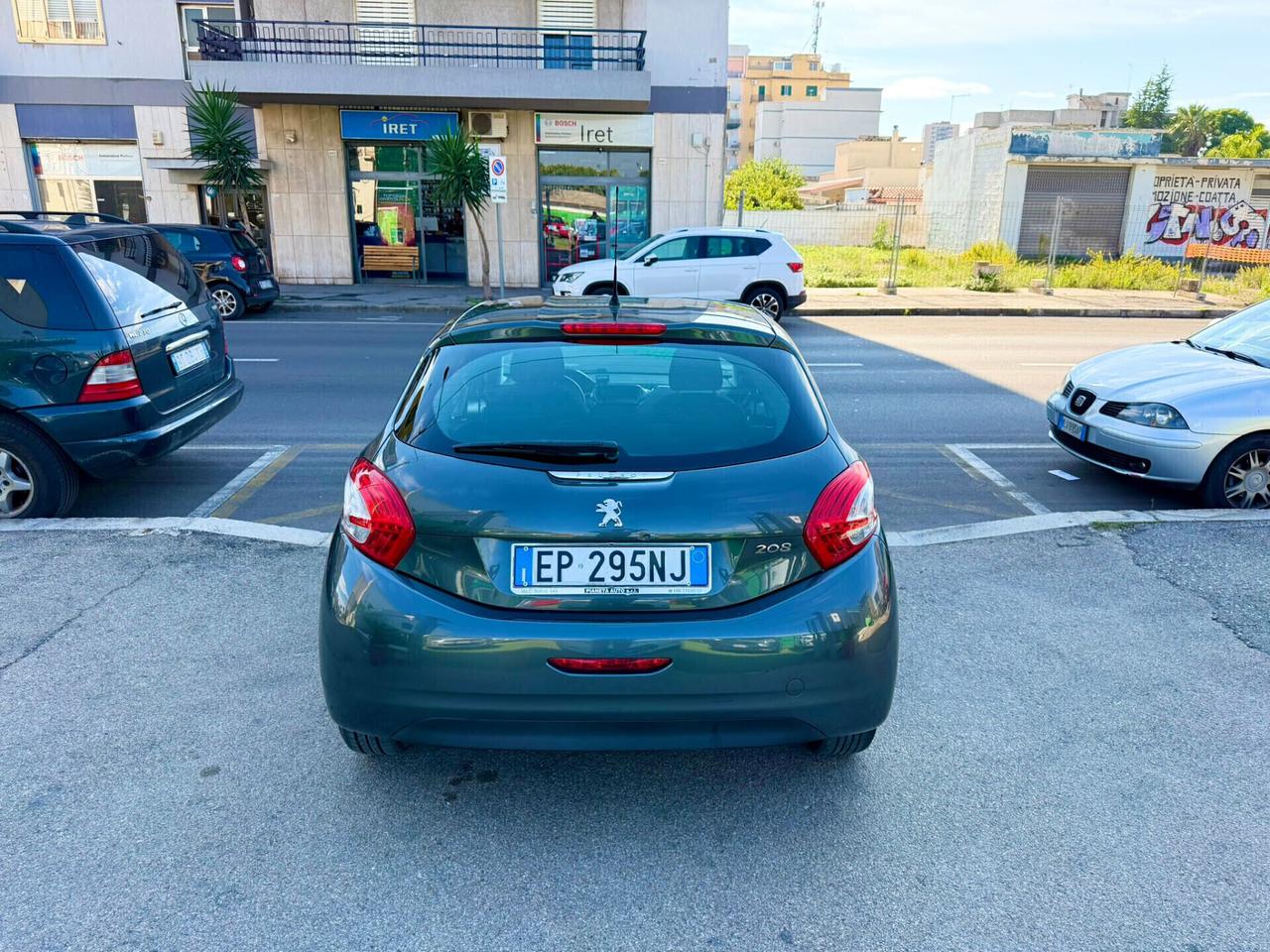 Peugeot 208 1.4 HDi 68 CV 5 porte Allure