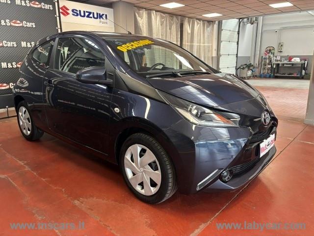 TOYOTA Aygo 1.0 VVT-i 69 CV 3p. x-play