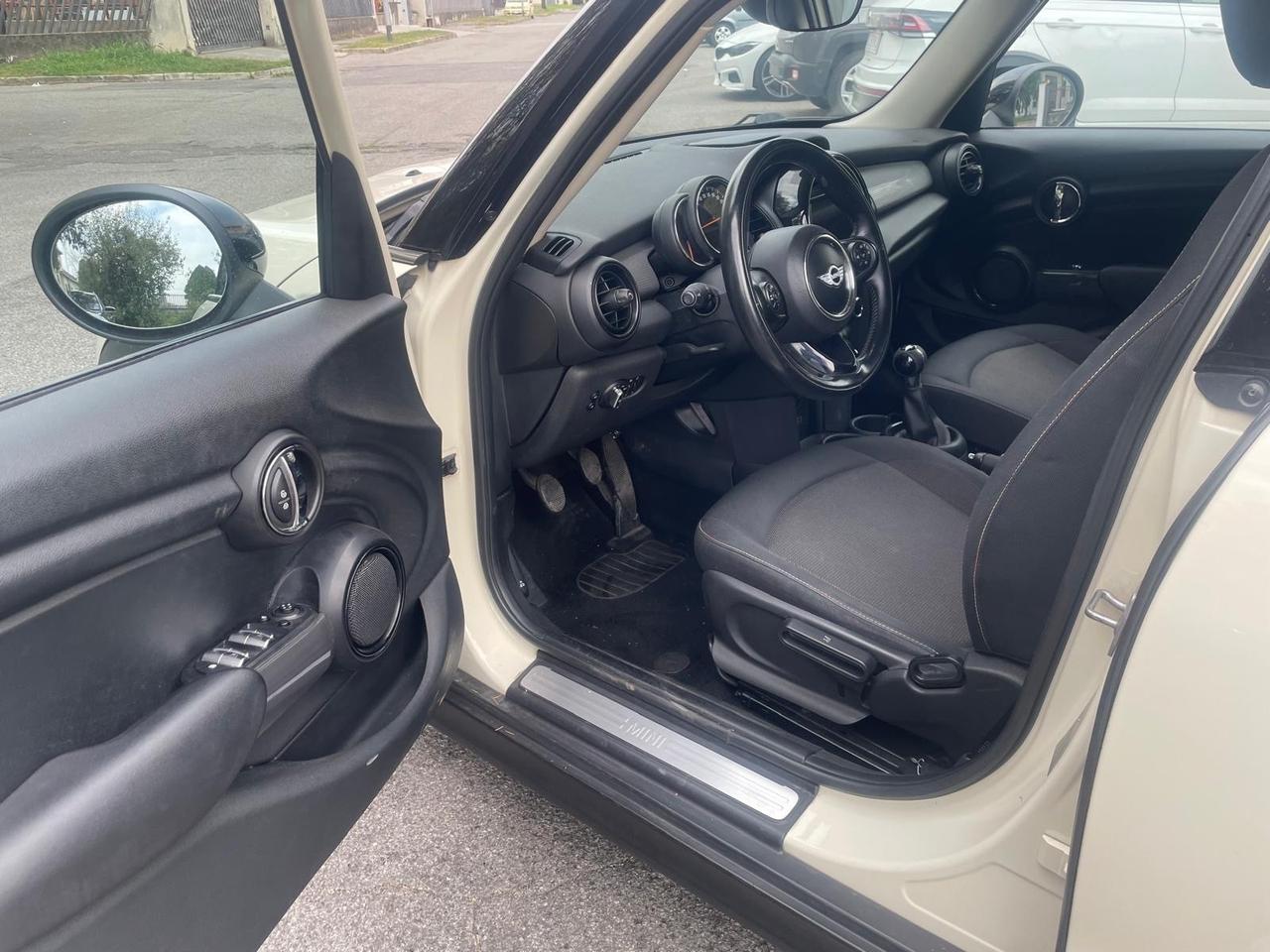 Mini 1.5 Cooper D Hype 5 P