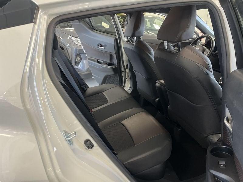 Toyota C-HR C-HR 1.8 Hybrid E-CVT Lounge