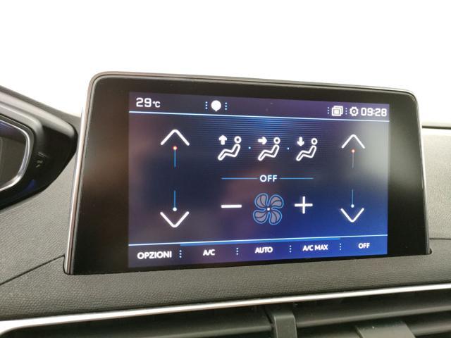 PEUGEOT 3008 BlueHDi 130 S&S Business