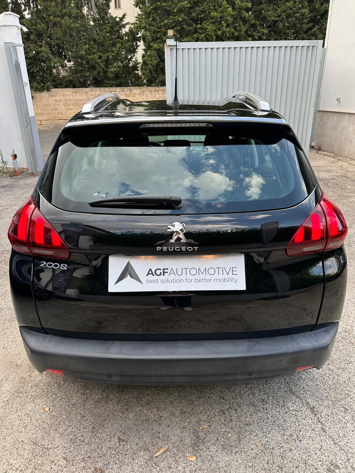 Peugeot 2008 BlueHDi 100 Allure
