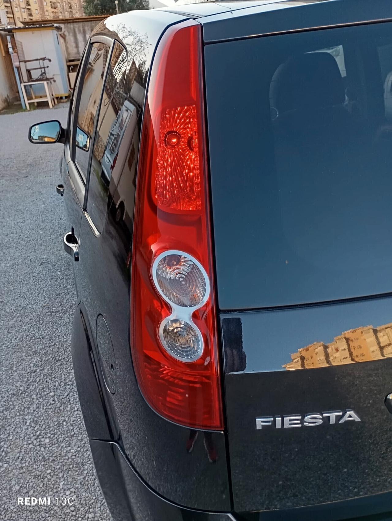 Ford Fiesta 1.2 PARI AL NUOVO GARANZIA 12 MESI.