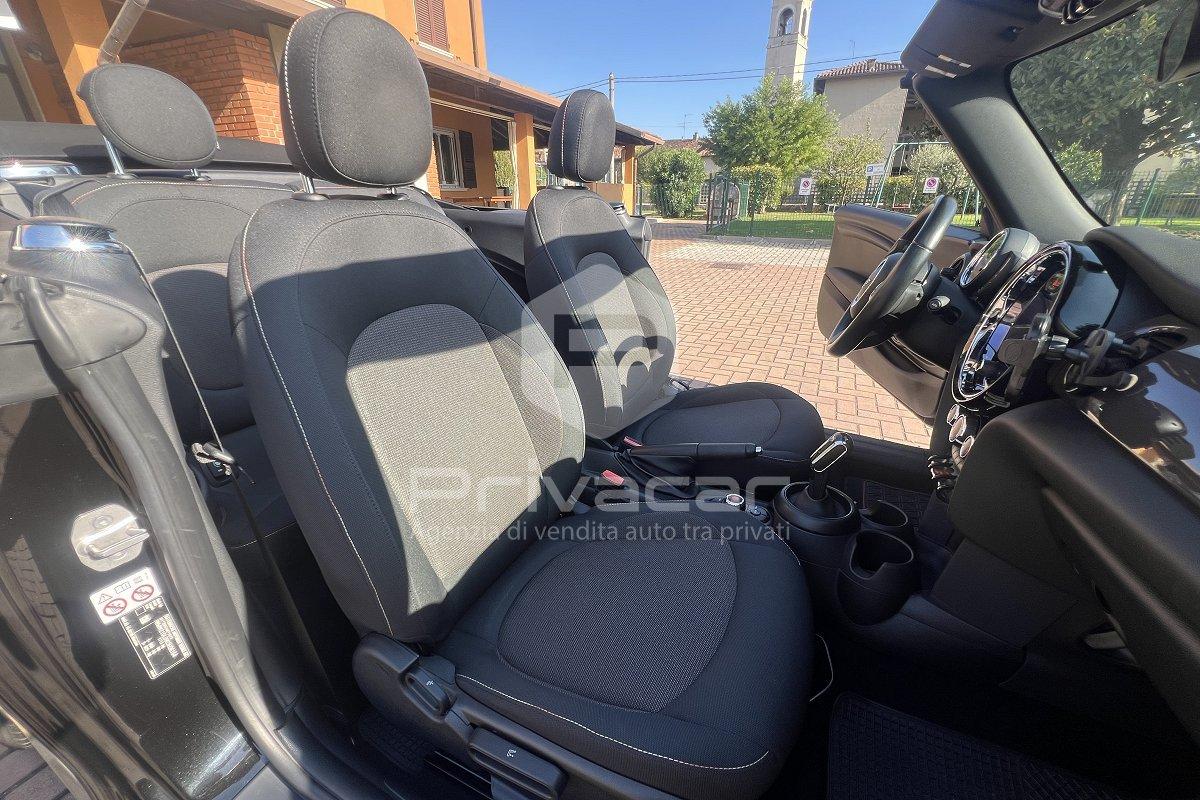 MINI Mini 1.5 Cooper Cabrio