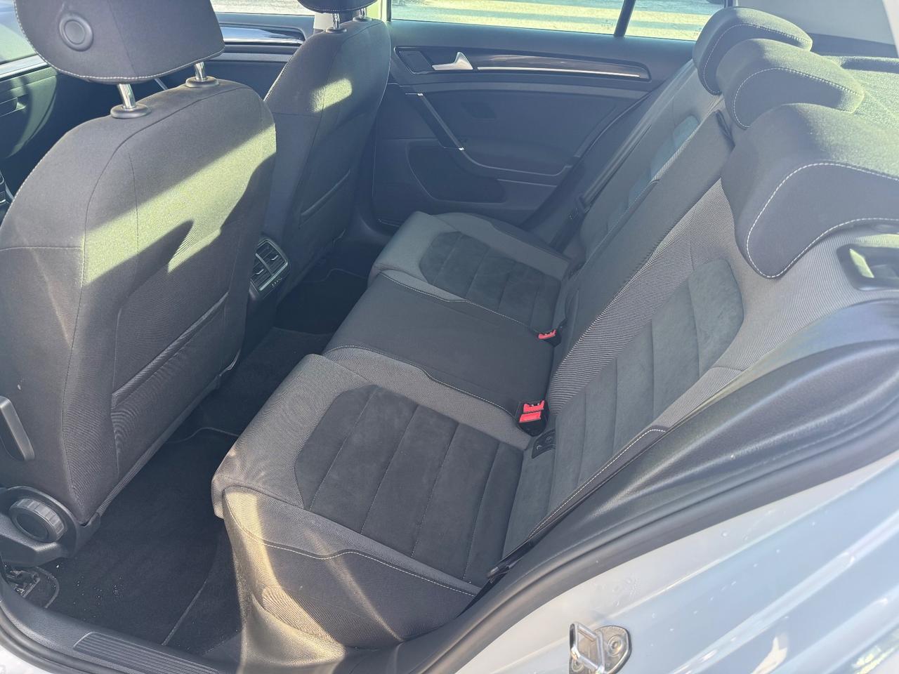 Volkswagen Golf 7.5 1.6 TDI Highline BlueMotion Technology