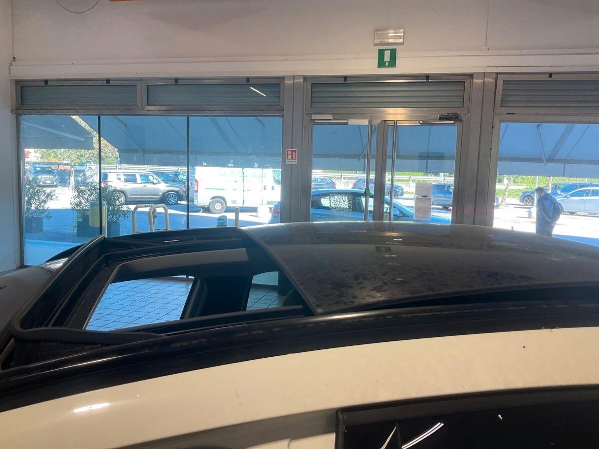 MERCEDES BENZ GLA 200 D 4 MATIC SPORT