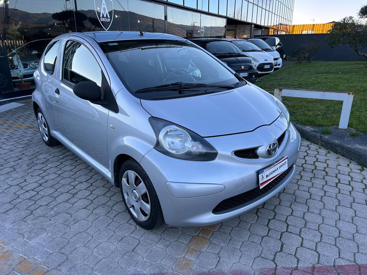 Toyota Aygo 1.0 12V VVT-i 3 porte SOUND