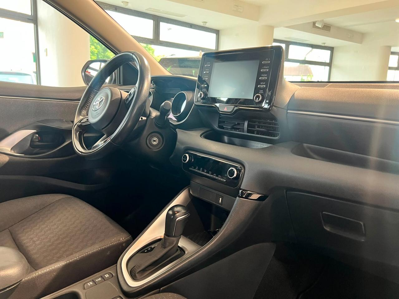 Toyota Yaris 1.5 Hybrid 5 porte Trend