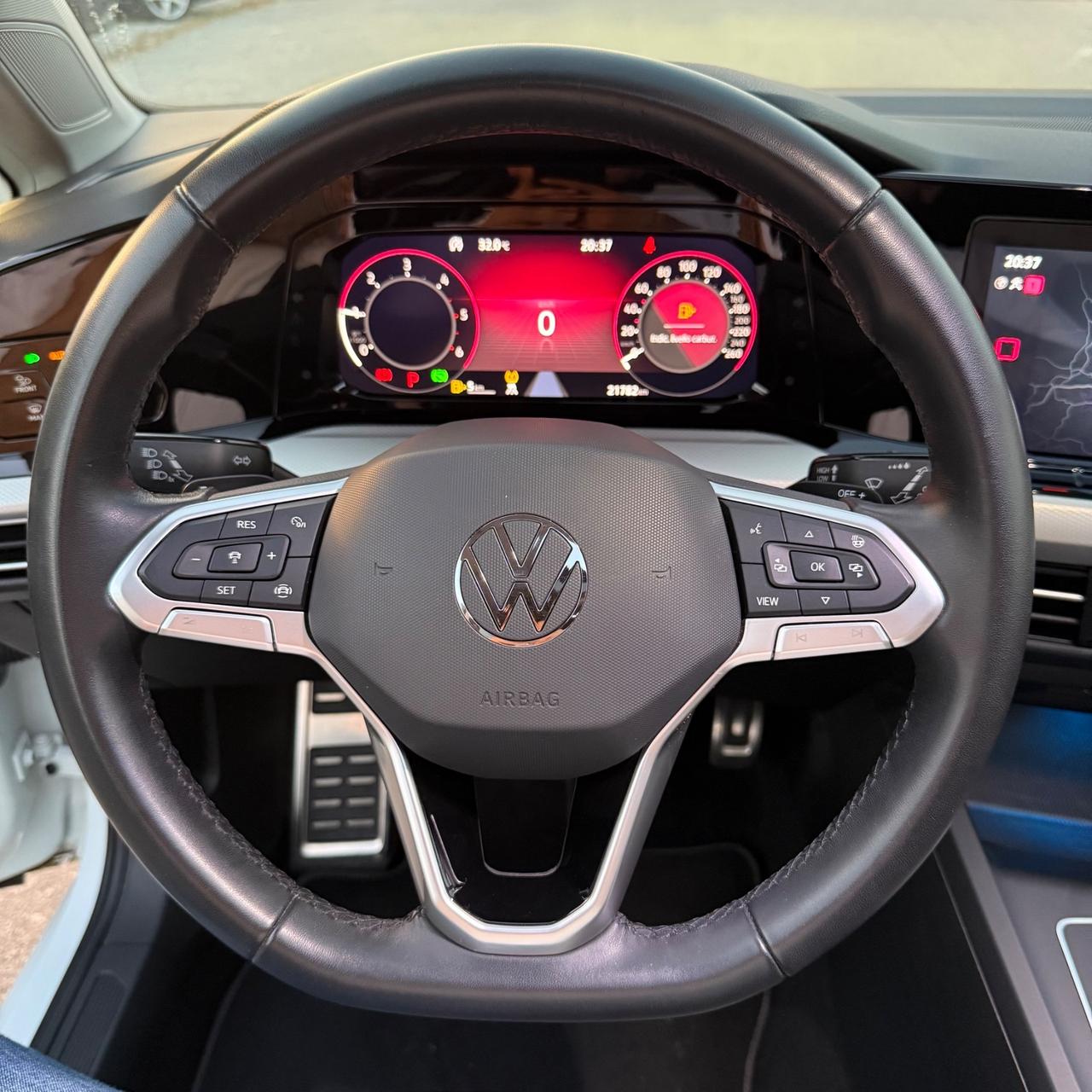 Volkswagen Golf 2.0 TDI DSG Move - Tetto Apribile