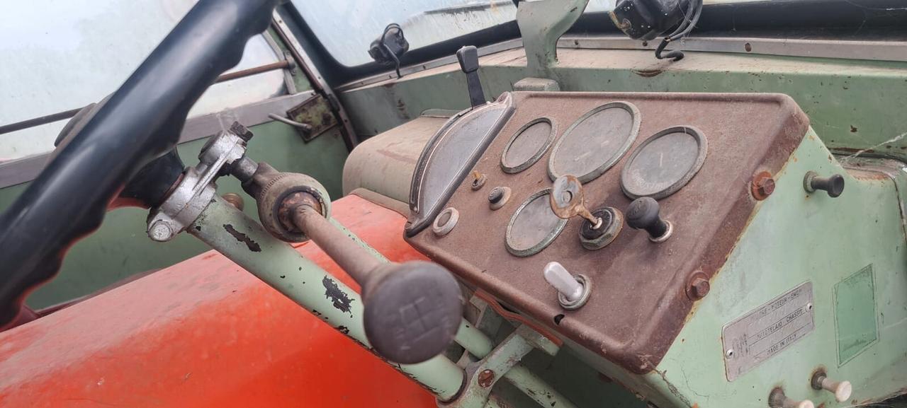 Autocarro OM LEONCINO d'epoca