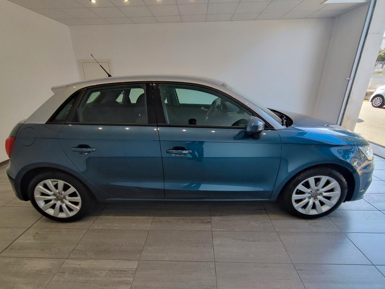 Audi A1 SPB 1.0 TFSI ultra Metal plus