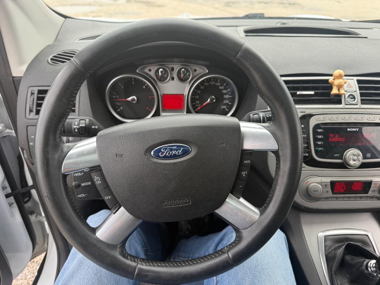 Ford kuga 4x4 titanium 2.0 TDCi neopatentati