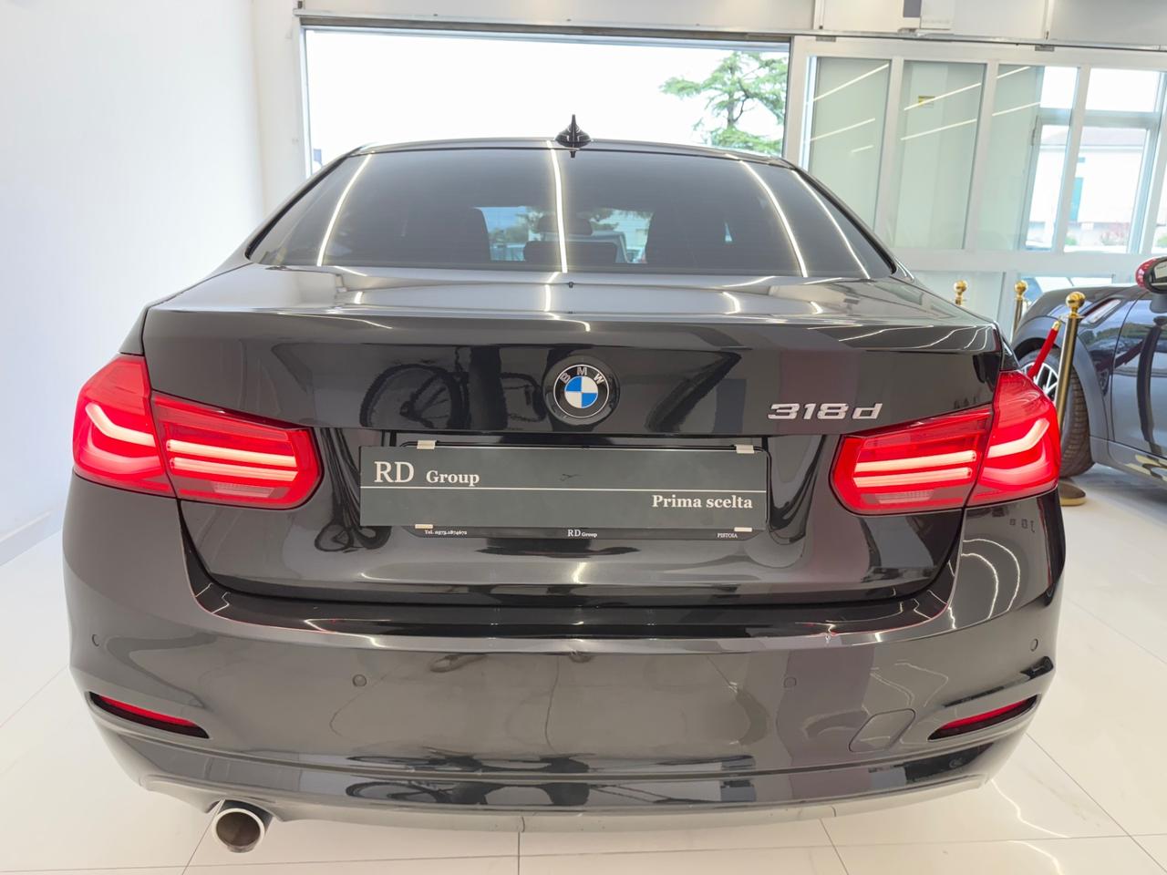 BMW 318d Business 143cv automatica